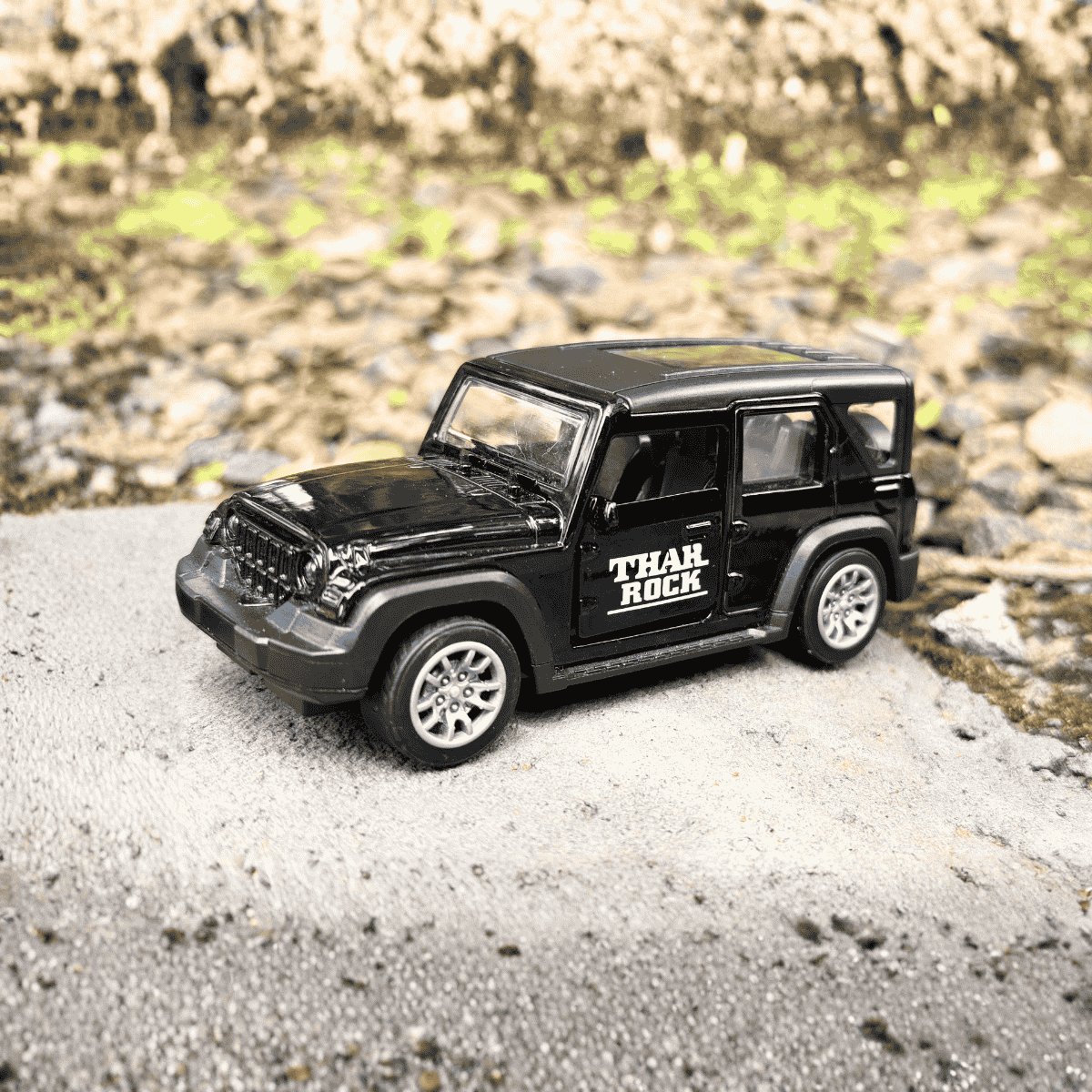 SJ ToyMart Thar Toy 1:32 Scale DieCast Metal Pull Back